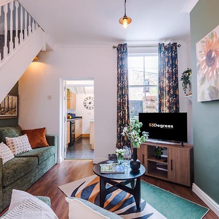 New! Stunning 2-Bed City-Centre Home In Chester By 53 Degrees Property - Ideal For Couples & Groups - Sleeps 6! Zewnętrze zdjęcie