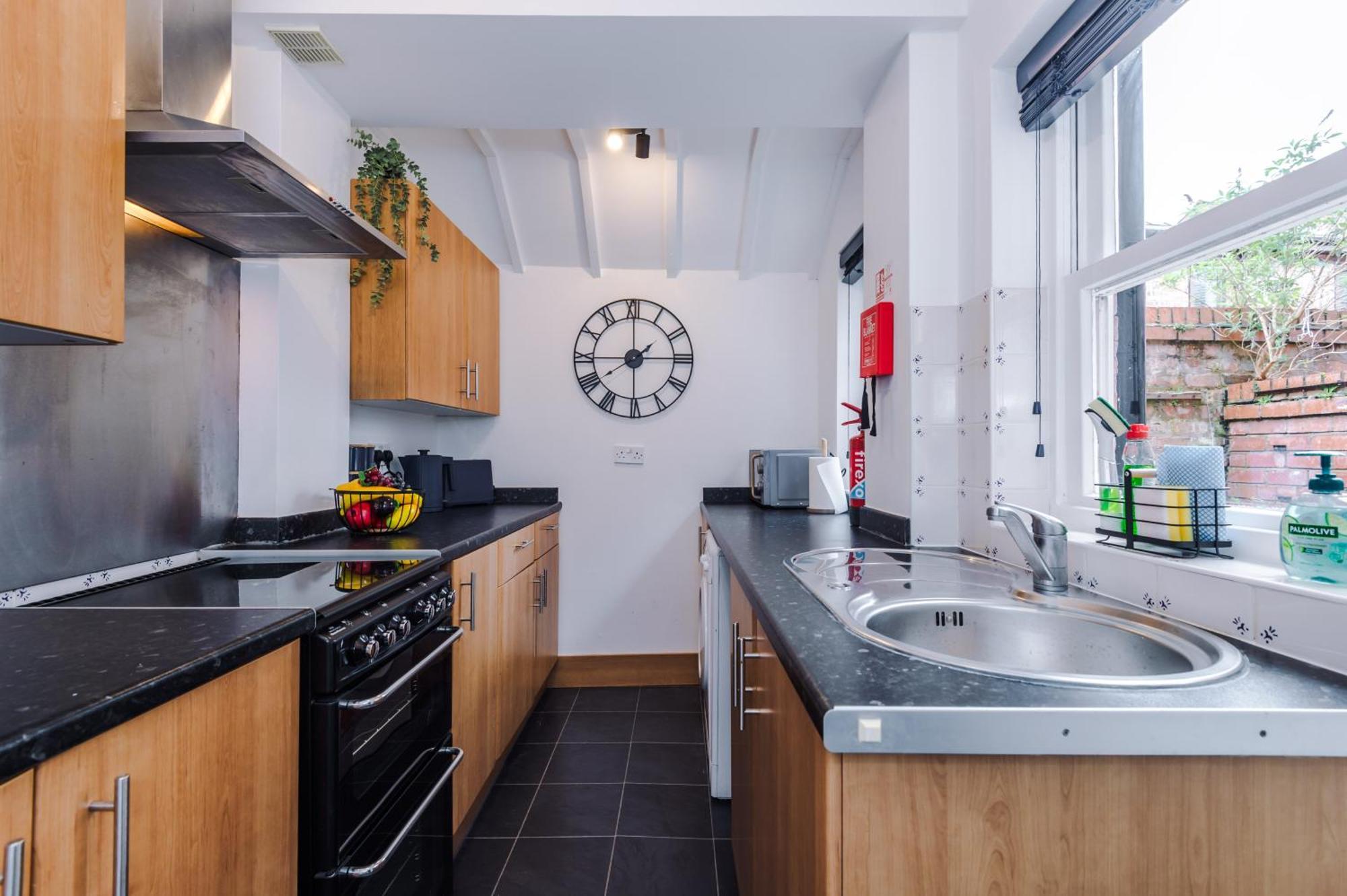 New! Stunning 2-Bed City-Centre Home In Chester By 53 Degrees Property - Ideal For Couples & Groups - Sleeps 6! Zewnętrze zdjęcie